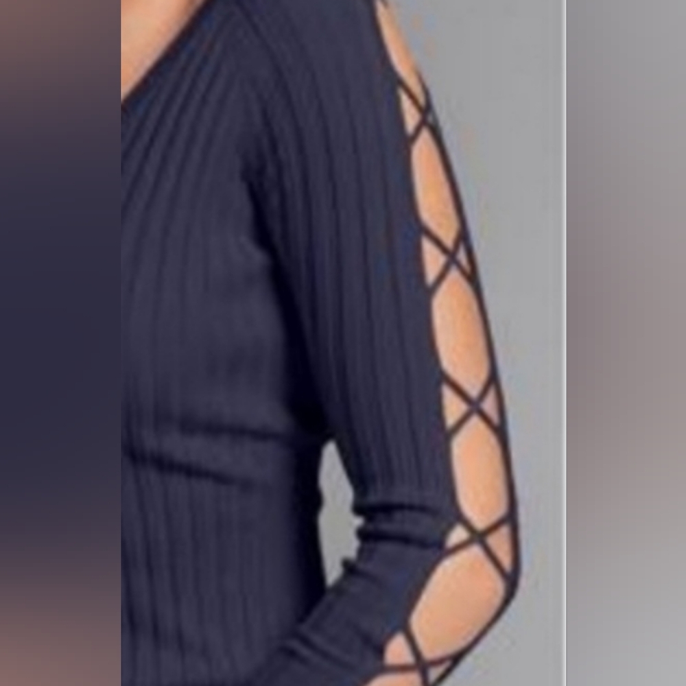 NWOT Venus Sleeve Detail Sweater